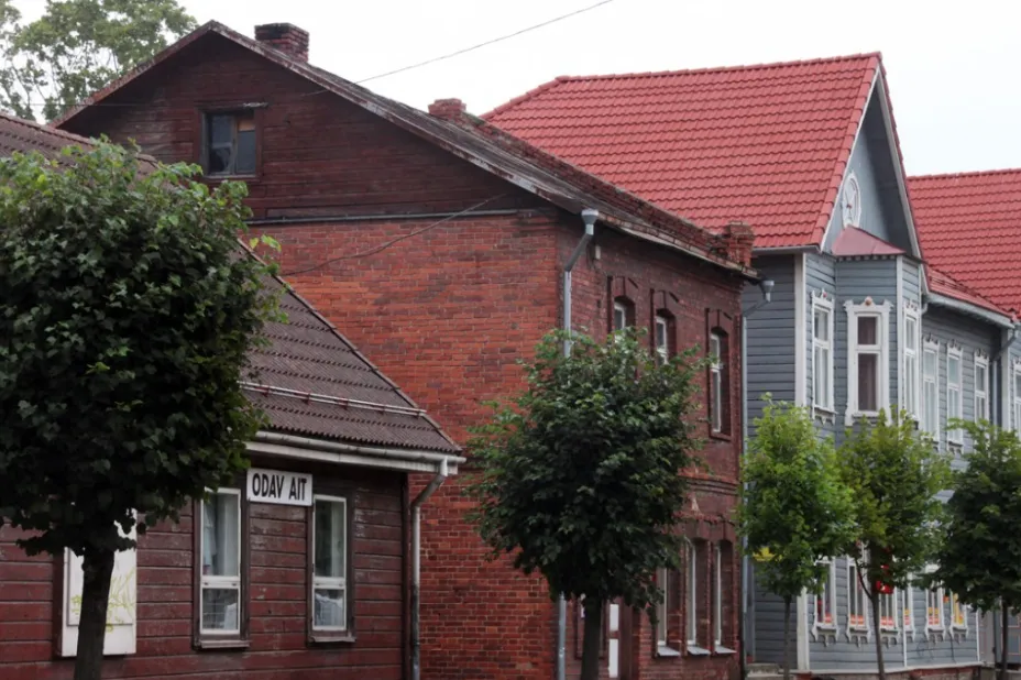 The Ultimate Guide to Energy-Efficient Home Restoration for Historic Buildings