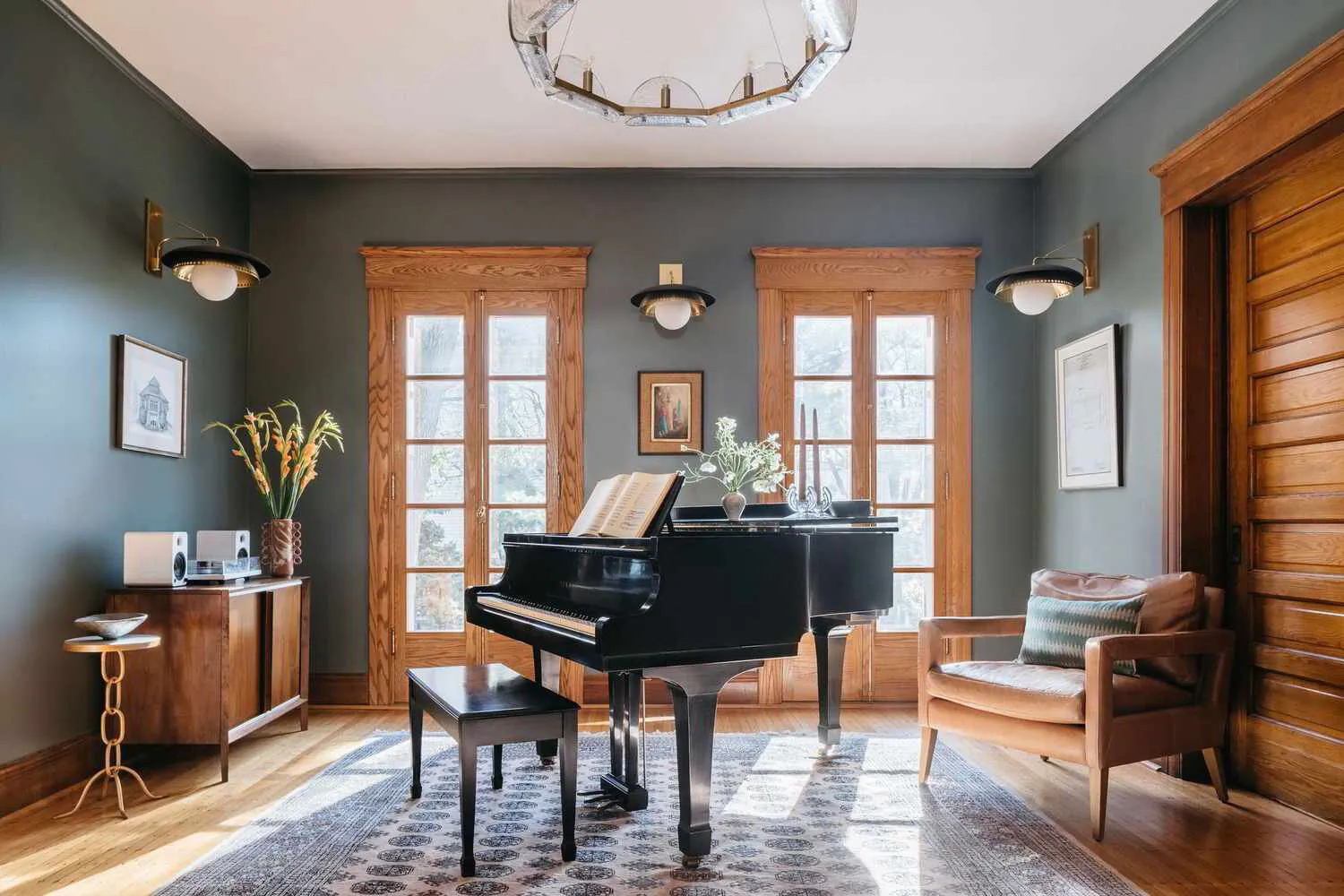 Essential Tips for a Successful Historic Home Restoration